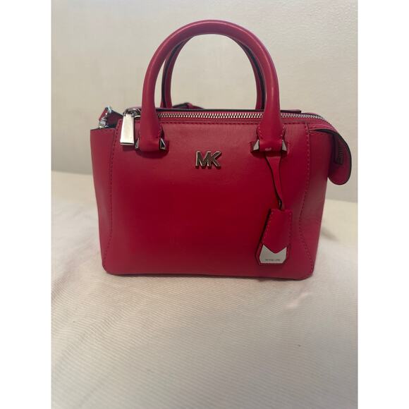 Michael Michael Kors NOLITA MINI MESSENGER excellent condition NWOT - Picture 5 of 15